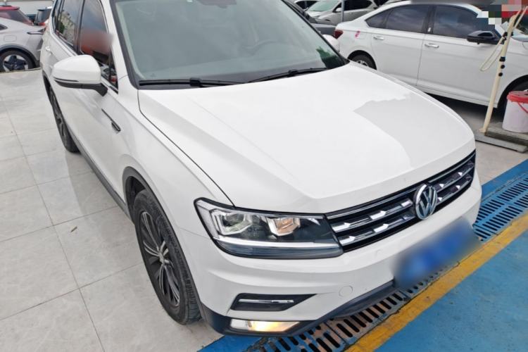Used Volkswagen Tiguan L 2020 330TSI Automatic Two-Wheel Drive Panoramic Comfort Edition China VI Standard Exterior 1