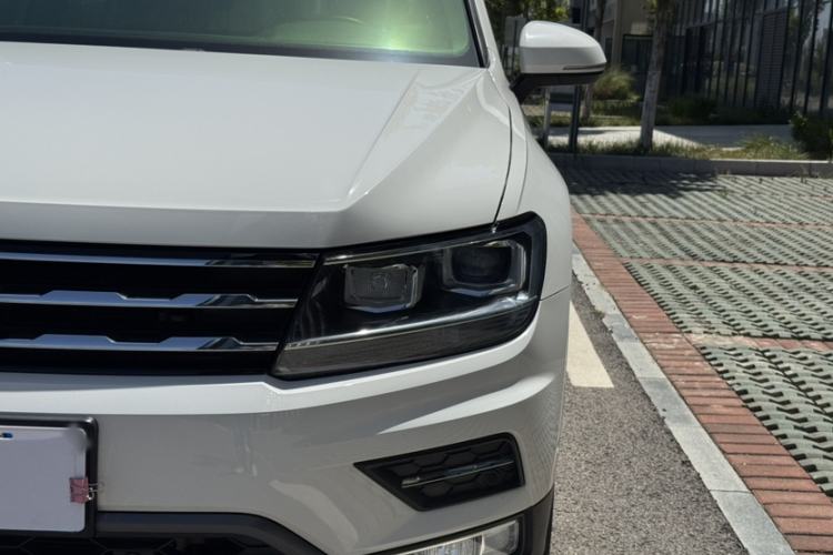 Used Volkswagen Tiguan L 2020 330TSI Automatic Two-Wheel Drive Smart Luxury Edition China VI Standard Exterior 10