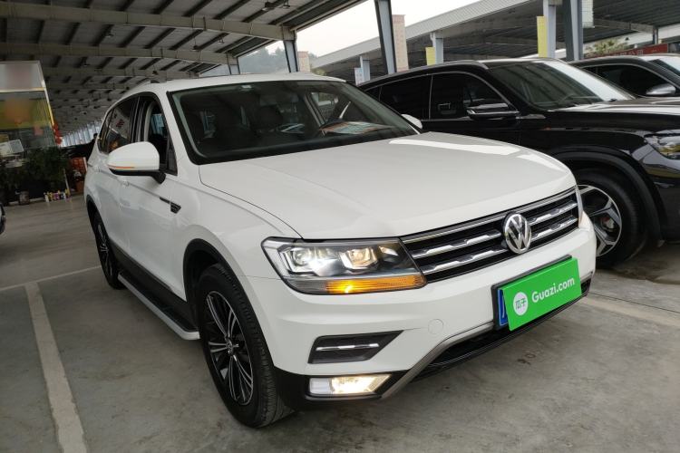 Used Volkswagen Tiguan L 2020 330TSI Automatic Two-Wheel Drive Panoramic Comfort Edition China VI Standard Exterior 2