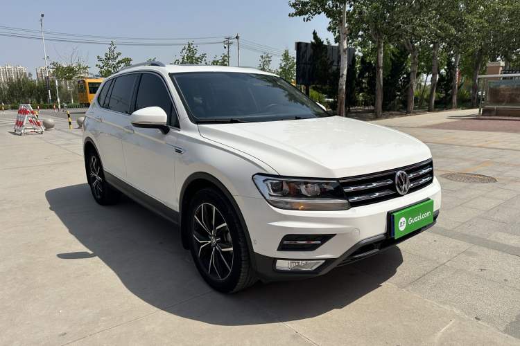 Used Volkswagen Tiguan L 2020 330TSI Automatic Two-Wheel Drive Smart Luxury Edition China VI Standard Exterior 2