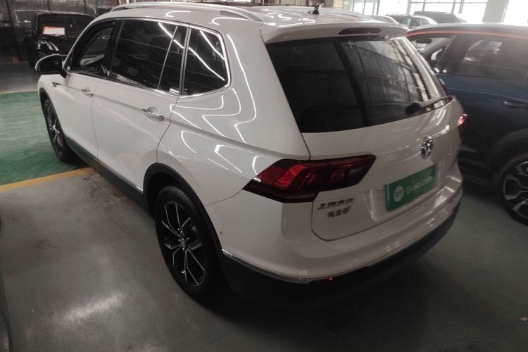 Used Volkswagen Tiguan L 2020 330TSI Automatic Two-Wheel Drive Smart Luxury Edition China VI Standard Exterior 2