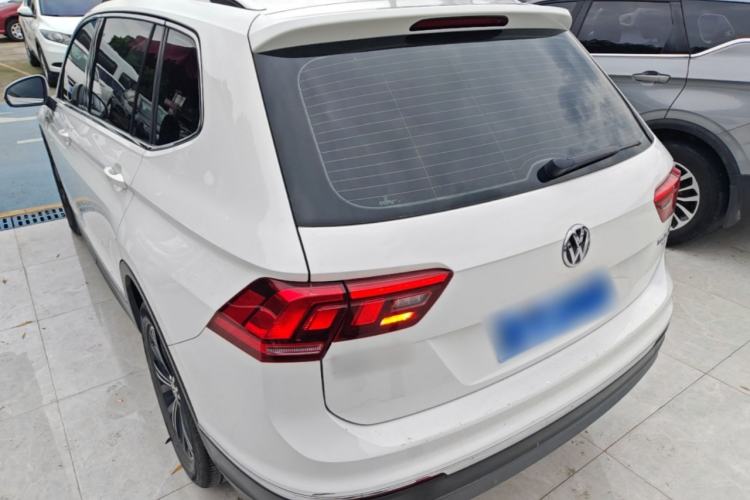 Used Volkswagen Tiguan L 2020 330TSI Automatic Two-Wheel Drive Panoramic Comfort Edition China VI Standard Exterior 2