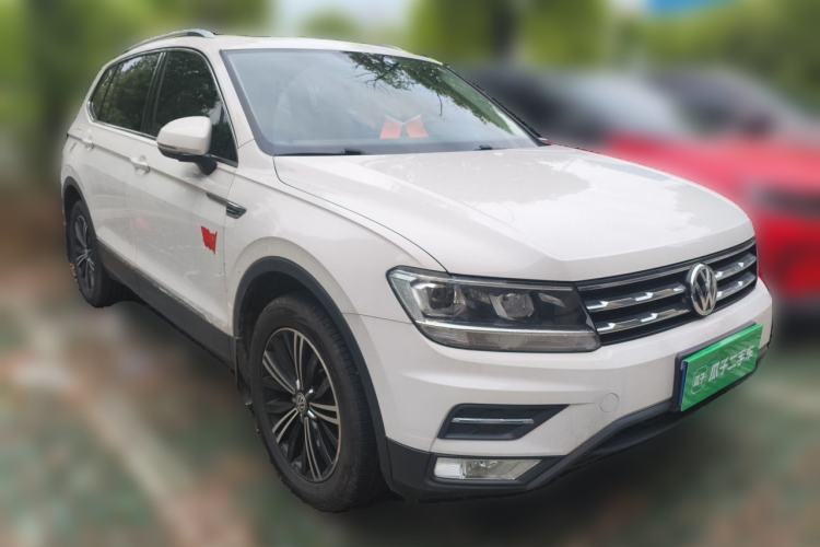Used Volkswagen Tiguan L 2020 330TSI Automatic Two-Wheel Drive Panoramic Comfort Edition China VI Standard Exterior 2