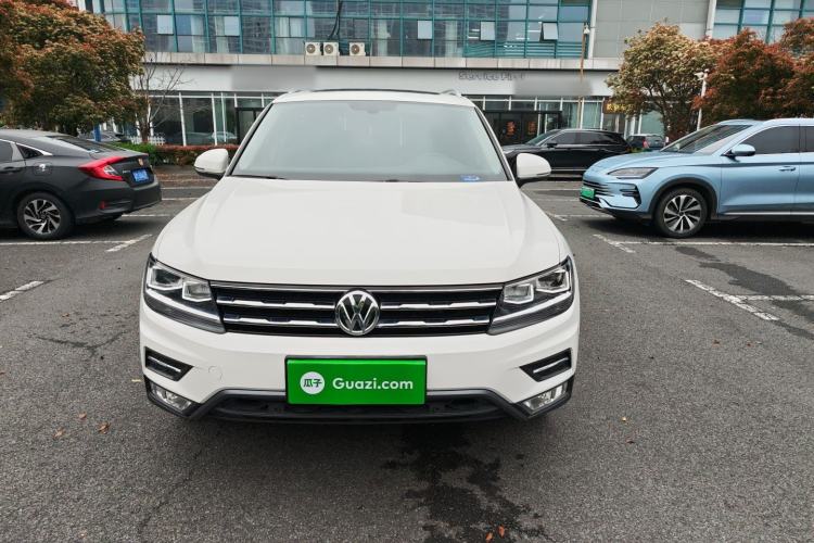 Used Volkswagen Tiguan L 2020 330TSI Automatic Two-Wheel Drive Smart Luxury Edition China VI Standard Exterior 2