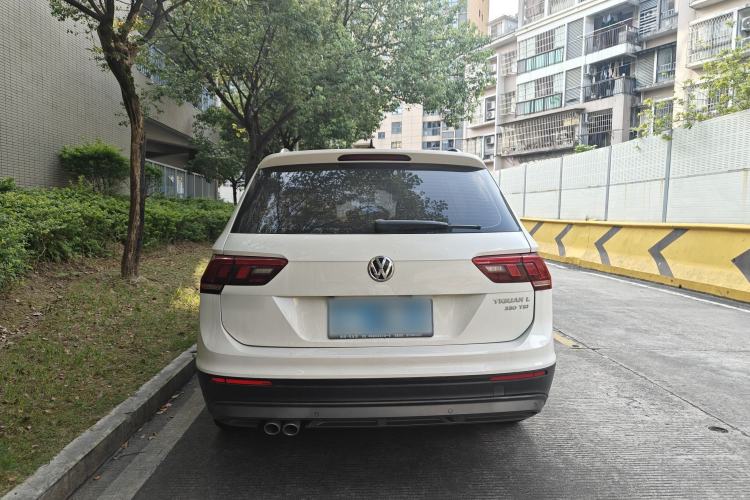 Used Volkswagen Tiguan L 2020 330TSI Automatic Two-Wheel Drive Luxury Edition China VI Standard Exterior 3