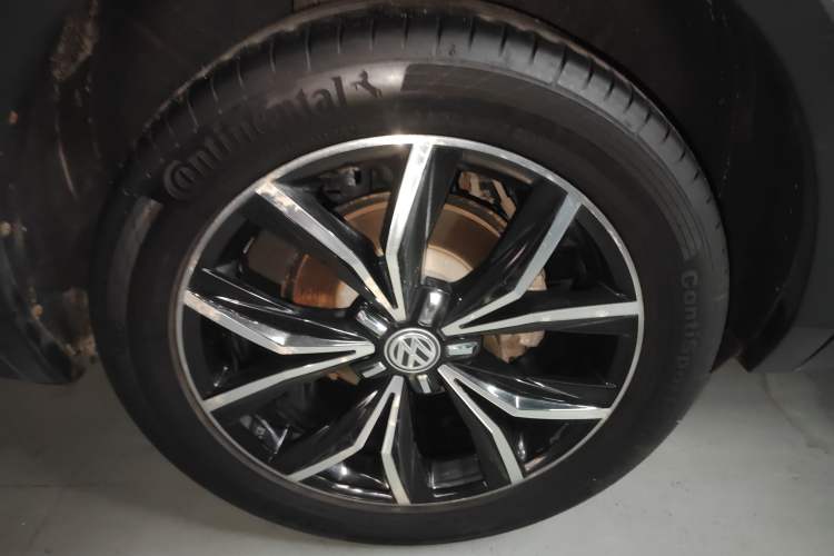 Used Volkswagen Tiguan L 2020 330TSI Automatic Two-Wheel Drive Smart Luxury Edition China VI Standard Exterior 5