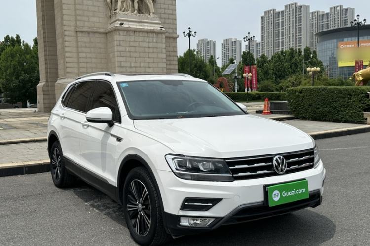 Used Volkswagen Tiguan L 2020 330TSI Automatic Two-Wheel Drive Panoramic Comfort Edition China VI Standard Exterior 5