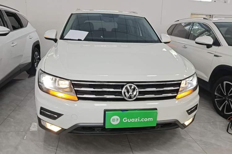 Used Volkswagen Tiguan L 2020 330TSI Automatic Two-Wheel Drive Smart Luxury Edition China VI Standard Front