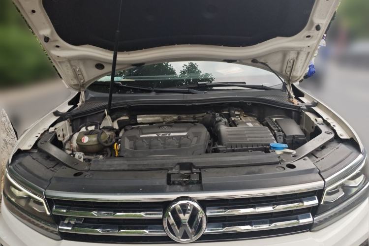 Used Volkswagen Tiguan L 2020 330TSI Automatic Two-Wheel Drive R-Line Flagship Version China VI Standard Front