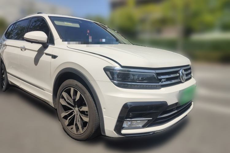 Used Volkswagen Tiguan L 2020 330TSI Automatic Two-Wheel Drive R-Line Flagship Version China VI Standard Front Right 45 Deg