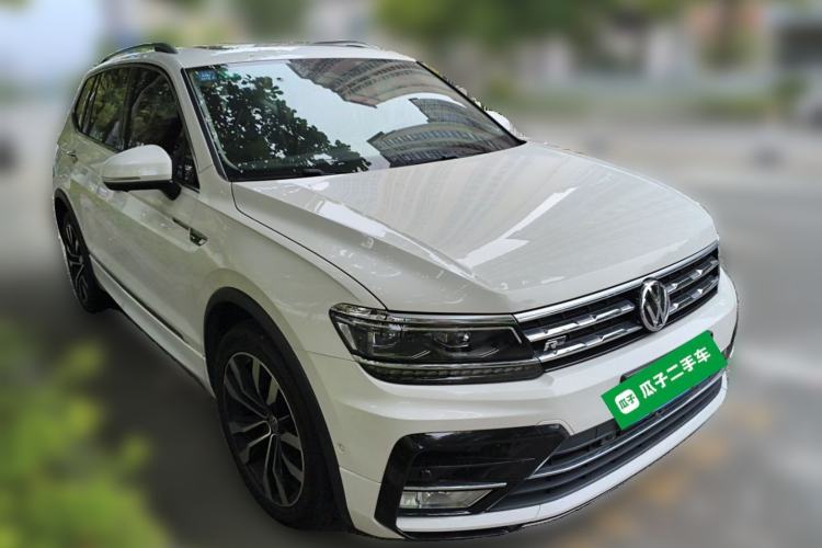 Used Volkswagen Tiguan L 2020 330TSI Automatic Two-Wheel Drive R-Line Flagship Version China VI Standard Front Right 45 Deg