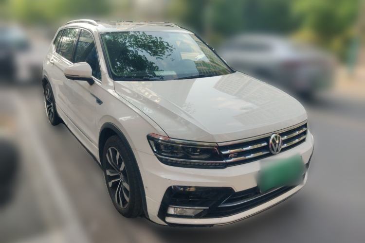 Used Volkswagen Tiguan L 2020 330TSI Automatic Two-Wheel Drive R-Line Flagship Version China VI Standard Front Right 45 Deg