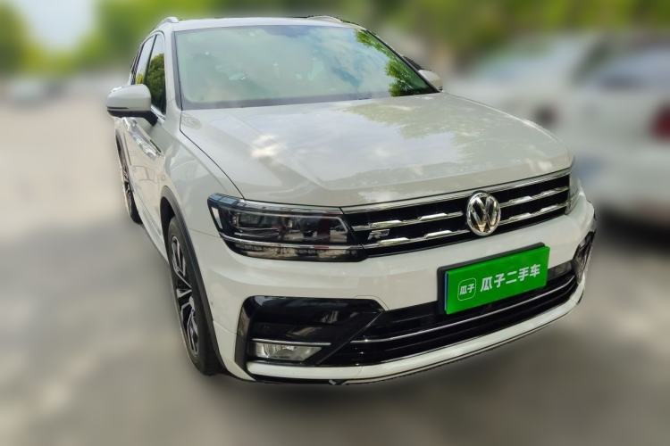 Used Volkswagen Tiguan L 2020 330TSI Automatic Two-Wheel Drive R-Line Flagship Version China VI Standard Front Right 45 Deg