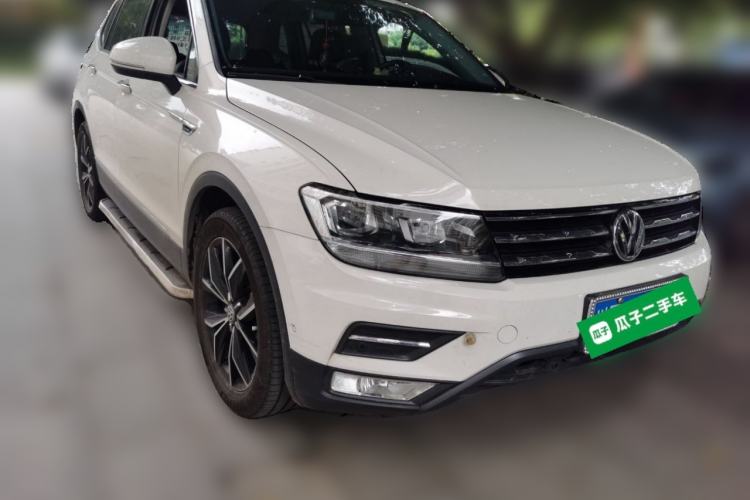 Used Volkswagen Tiguan L 2020 330TSI Automatic Two-Wheel Drive Smart Luxury Edition China VI Standard Front Right 45 Deg