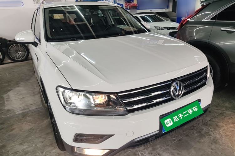 Used Volkswagen Tiguan L 2020 330TSI Automatic Two-Wheel Drive Smart Luxury Edition China VI Standard Front Right 45 Deg