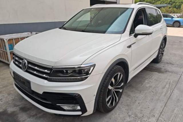 Used Volkswagen Tiguan L 2020 330TSI Automatic Two-Wheel Drive R-Line Flagship Version China VI Standard