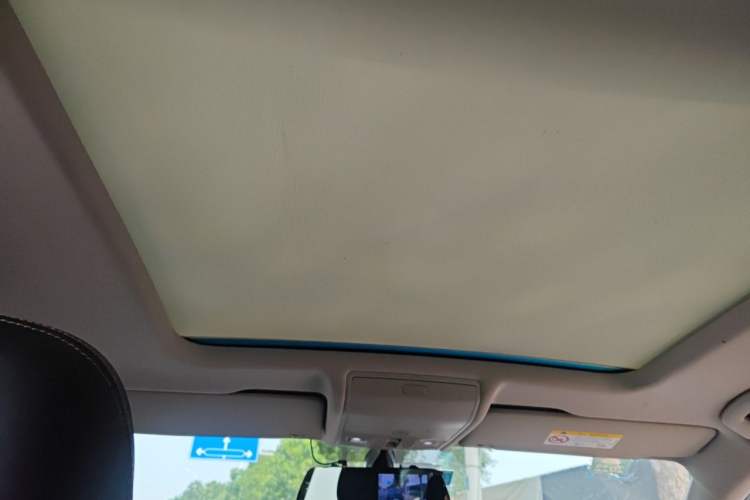 Used Volkswagen Tiguan L 2020 330TSI Automatic Two-Wheel Drive Panoramic Comfort Edition China VI Standard Headliner