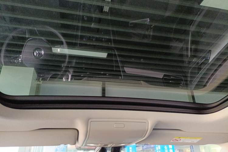 Used Volkswagen Tiguan L 2020 330TSI Automatic Two-Wheel Drive Smart Luxury Edition China VI Standard Headliner