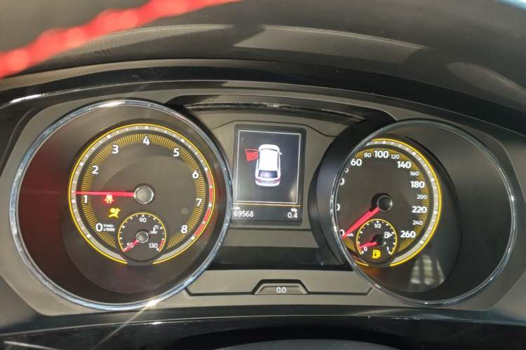 Used Volkswagen Tiguan L 2020 330TSI Automatic Two-Wheel Drive Panoramic Comfort Edition China VI Standard Instrument Cluster
