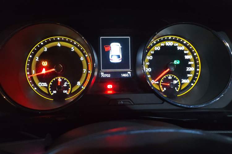 Used Volkswagen Tiguan L 2020 330TSI Automatic Two-Wheel Drive Smart Luxury Edition China VI Standard Instrument Cluster
