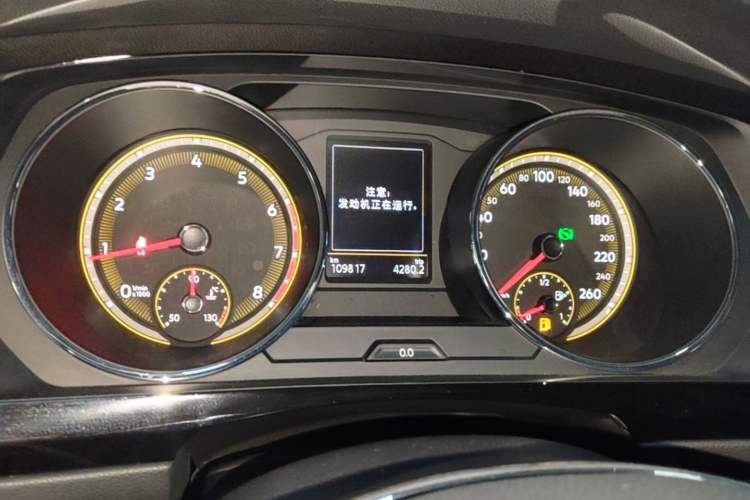 Used Volkswagen Tiguan L 2020 330TSI Automatic Two-Wheel Drive Panoramic Comfort Edition China VI Standard Instrument Cluster