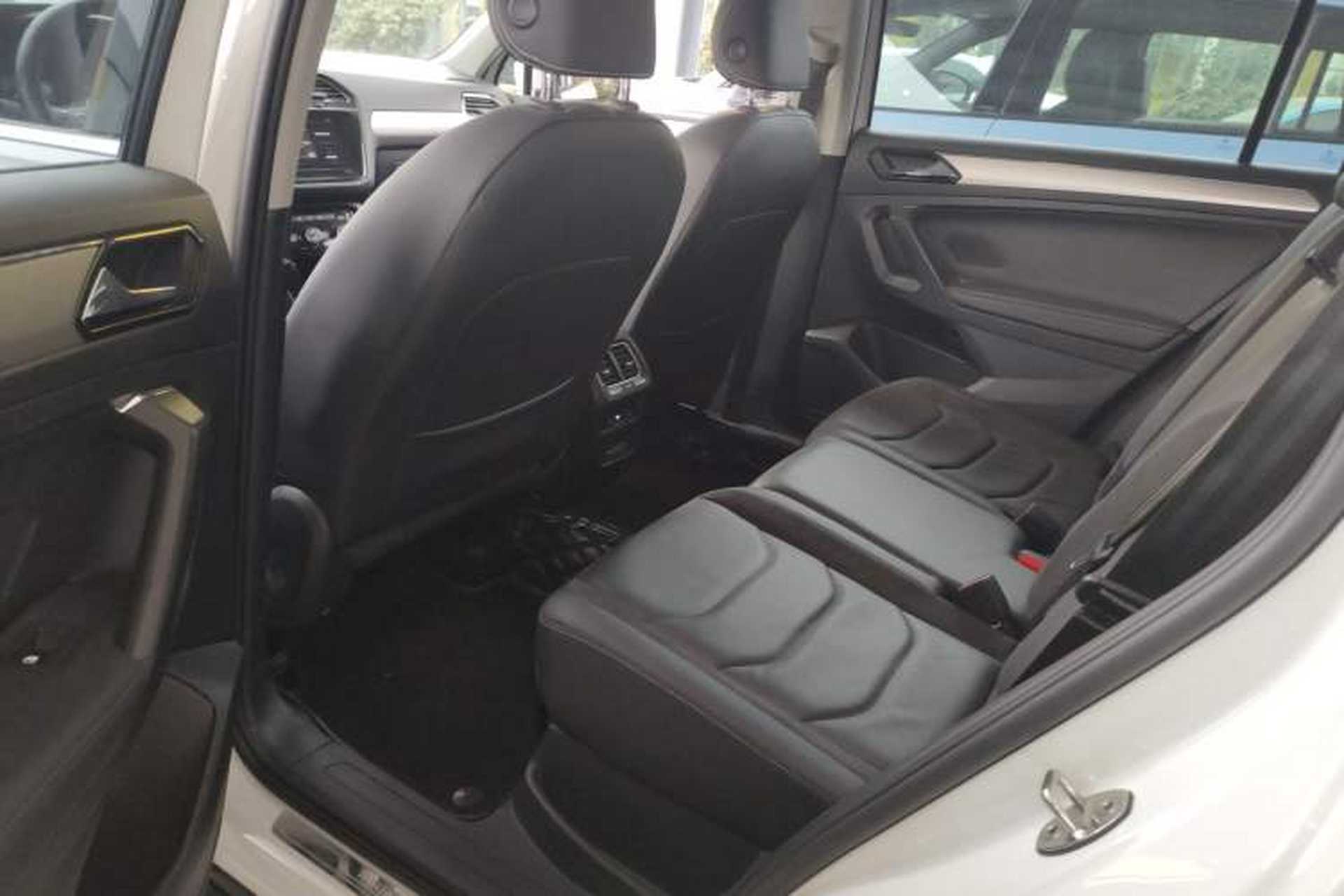 Used Volkswagen Tiguan L 2020 330TSI Automatic Two-Wheel Drive Panoramic Comfort Edition China VI Standard Interior 4