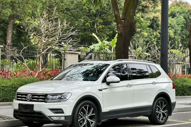 Used Volkswagen Tiguan L 2020 330TSI Automatic Two-Wheel Drive Smart Luxury Edition China VI Standard