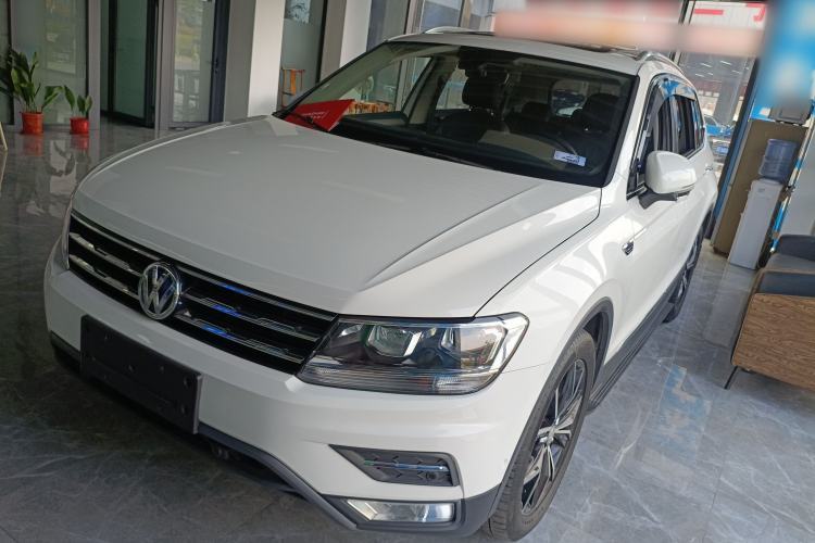 Used Volkswagen Tiguan L 2020 330TSI Automatic Two-Wheel Drive Smart Luxury Edition China VI Standard Guazi used car, China used car export, Used car for sale, Used cars, Cheapest cars for sale