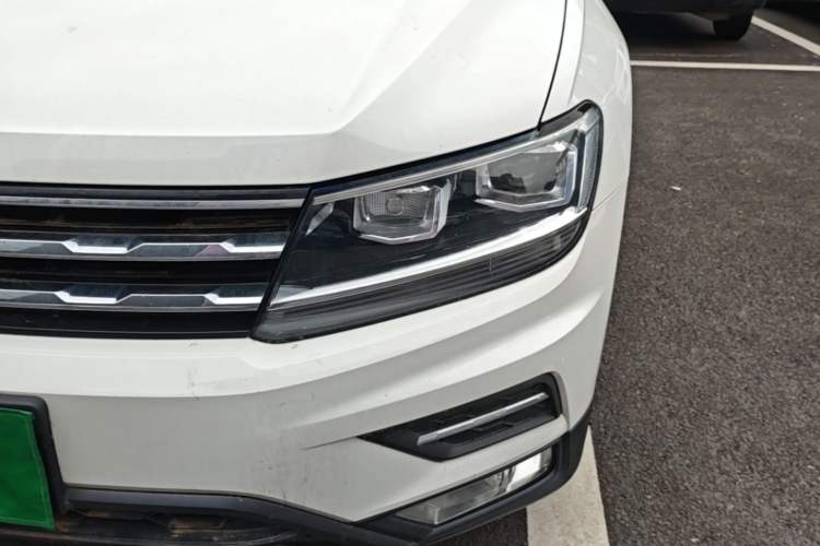 Used Volkswagen Tiguan L 2020 330TSI Automatic Two-Wheel Drive Panoramic Comfort Edition China VI Standard Left Front Headlight