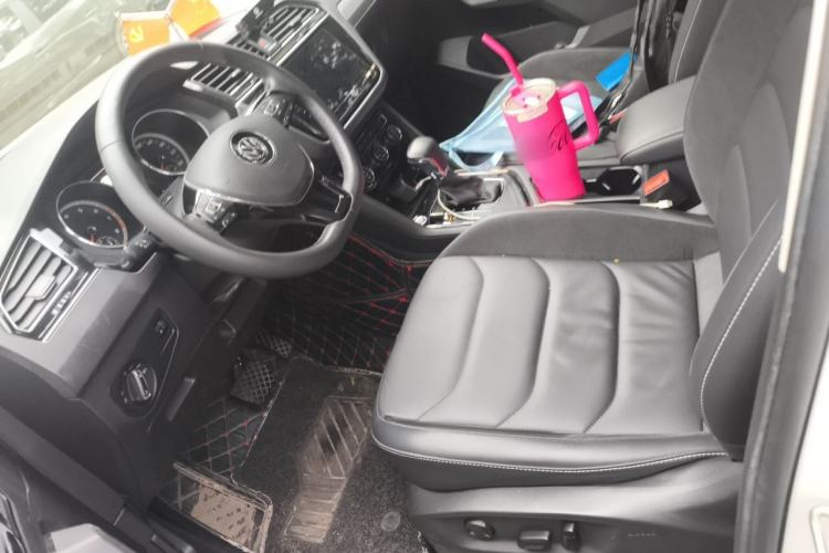 Used Volkswagen Tiguan L 2020 330TSI Automatic Two-Wheel Drive Panoramic Comfort Edition China VI Standard Left Front Seat