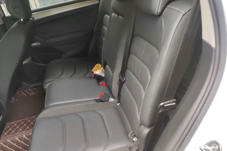 Used Volkswagen Tiguan L 2020 330TSI Automatic Two-Wheel Drive Panoramic Comfort Edition China VI Standard Left Rear Seat