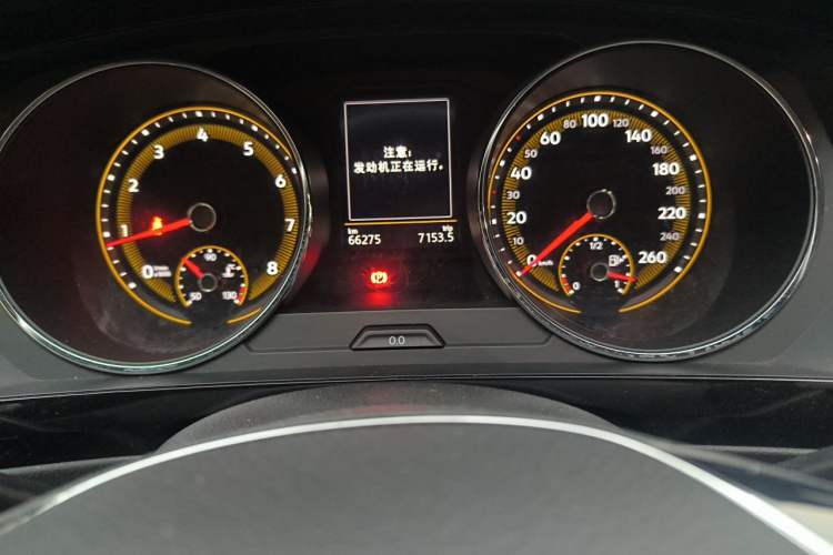 Used Volkswagen Tiguan L 2020 330TSI Automatic Two-Wheel Drive Panoramic Comfort Edition China VI Standard Odometer Close Up