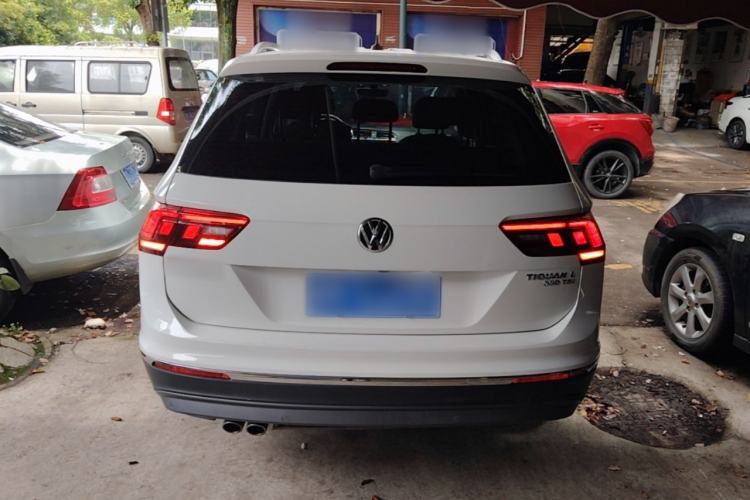 Used Volkswagen Tiguan L 2020 330TSI Automatic Two-Wheel Drive Smart Luxury Edition China VI Standard Rear