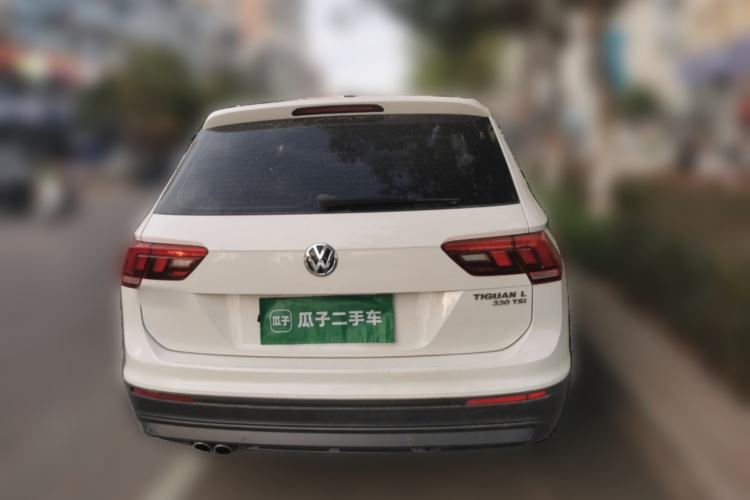 Used Volkswagen Tiguan L 2020 330TSI Automatic Two-Wheel Drive Luxury Edition China VI Standard Rear
