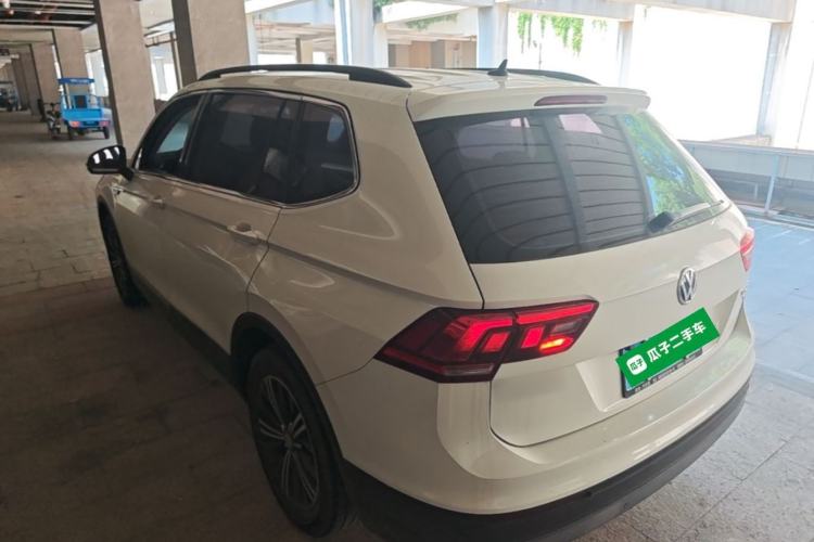 Used Volkswagen Tiguan L 2020 330TSI Automatic Two-Wheel Drive Luxury Edition China VI Standard Rear Left 45 Deg