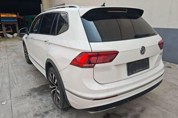 Used Volkswagen Tiguan L 2020 330TSI Automatic Two-Wheel Drive R-Line Flagship Version China VI Standard Rear Left 45 Deg