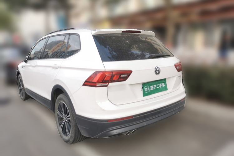 Used Volkswagen Tiguan L 2020 330TSI Automatic Two-Wheel Drive Luxury Edition China VI Standard Rear Left 45 Deg