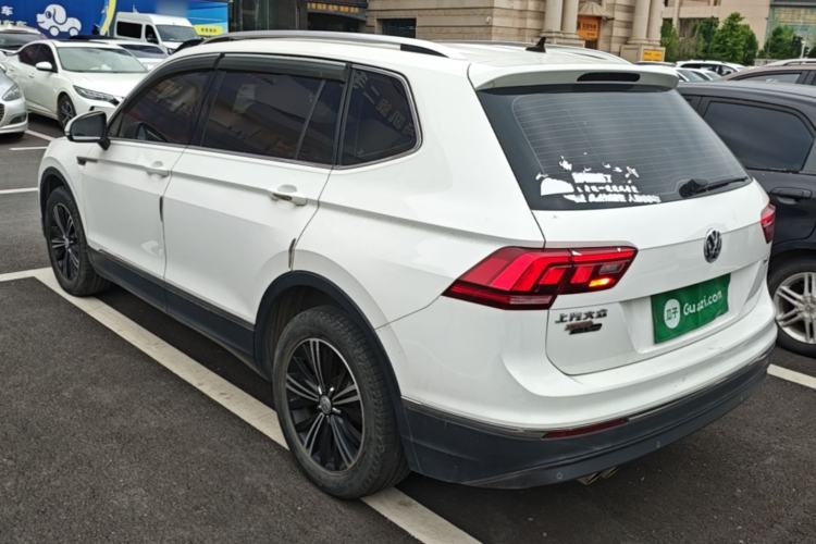 Used Volkswagen Tiguan L 2020 330TSI Automatic Two-Wheel Drive Panoramic Comfort Edition China VI Standard Rear Left 45 Deg