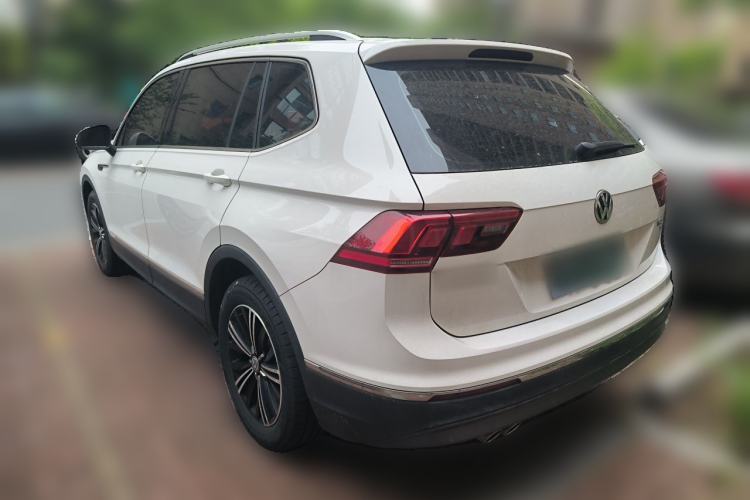Used Volkswagen Tiguan L 2020 330TSI Automatic Two-Wheel Drive Panoramic Comfort Edition China VI Standard Rear Left 45 Deg