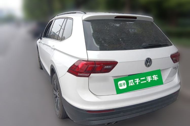 Used Volkswagen Tiguan L 2020 330TSI Automatic Two-Wheel Drive Luxury Edition China VI Standard Rear Left 45 Deg