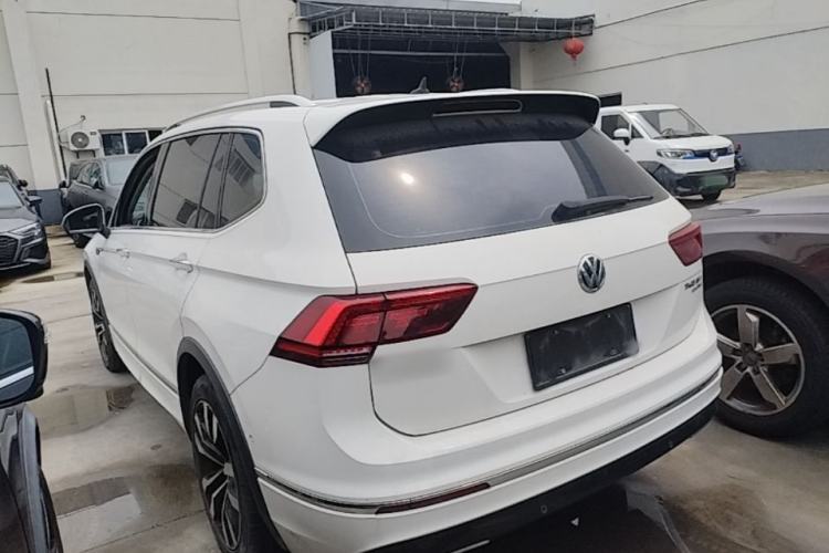 Used Volkswagen Tiguan L 2020 330TSI Automatic Two-Wheel Drive R-Line Flagship Version China VI Standard Rear Left 45 Deg