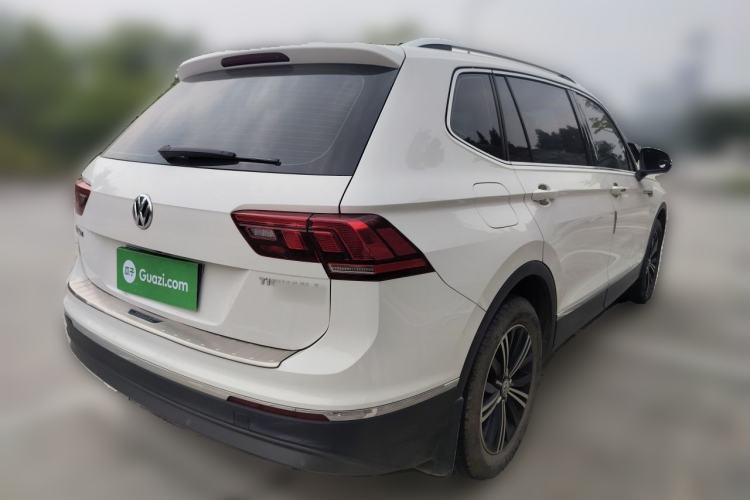 Used Volkswagen Tiguan L 2020 330TSI Automatic Two-Wheel Drive Panoramic Comfort Edition China VI Standard Rear Right 45 Deg