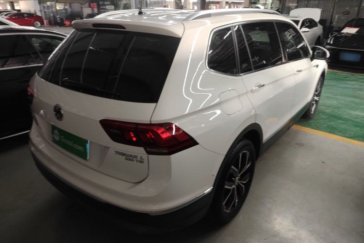 Used Volkswagen Tiguan L 2020 330TSI Automatic Two-Wheel Drive Smart Luxury Edition China VI Standard Rear Right 45 Deg