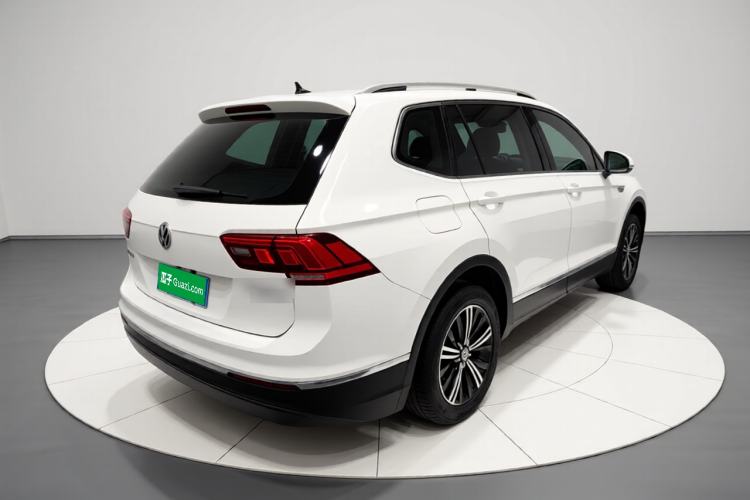 Used Volkswagen Tiguan L 2020 330TSI Automatic Two-Wheel Drive Panoramic Comfort Edition China VI Standard Rear Right 45 Deg