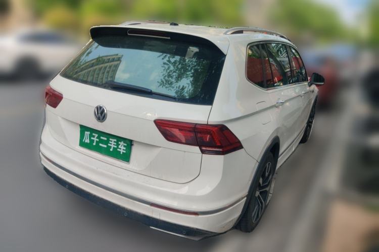 Used Volkswagen Tiguan L 2020 330TSI Automatic Two-Wheel Drive R-Line Flagship Version China VI Standard Rear Right 45 Deg