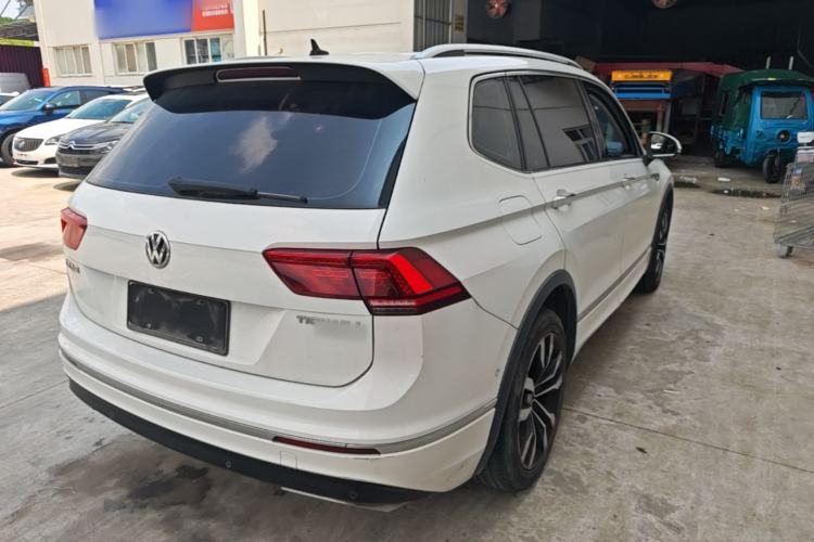 Used Volkswagen Tiguan L 2020 330TSI Automatic Two-Wheel Drive R-Line Flagship Version China VI Standard Rear Right 45 Deg