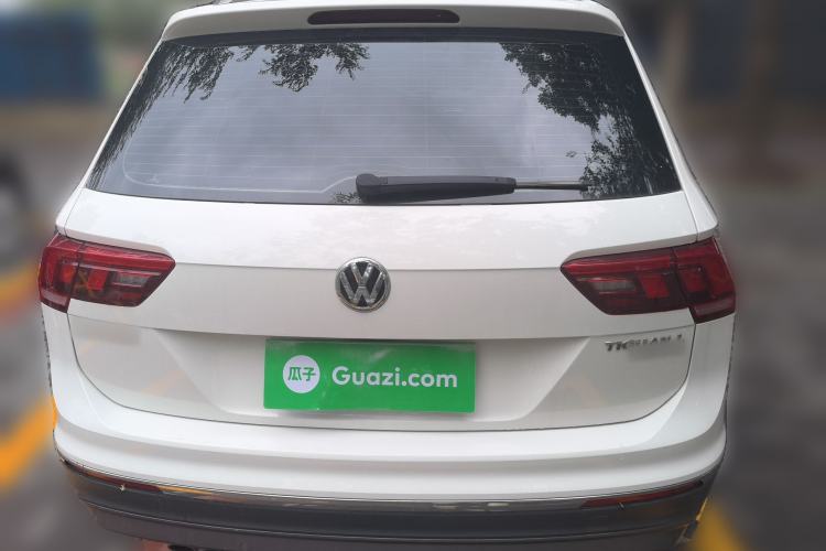 Used Volkswagen Tiguan L 2020 330TSI Automatic Two-Wheel Drive Smart Luxury Edition China VI Standard Rear