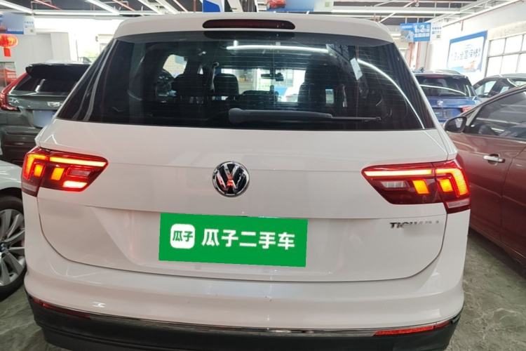Used Volkswagen Tiguan L 2020 330TSI Automatic Two-Wheel Drive Smart Luxury Edition China VI Standard Rear