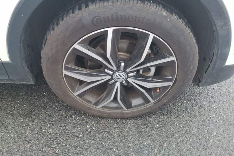 Used Volkswagen Tiguan L 2020 330TSI Automatic Two-Wheel Drive Smart Luxury Edition China VI Standard Right Front Wheel Hub