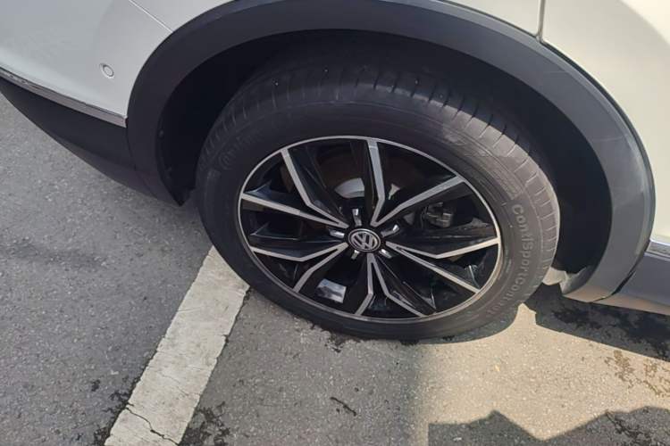 Used Volkswagen Tiguan L 2020 330TSI Automatic Two-Wheel Drive Smart Luxury Edition China VI Standard Right Rear Wheel Hub